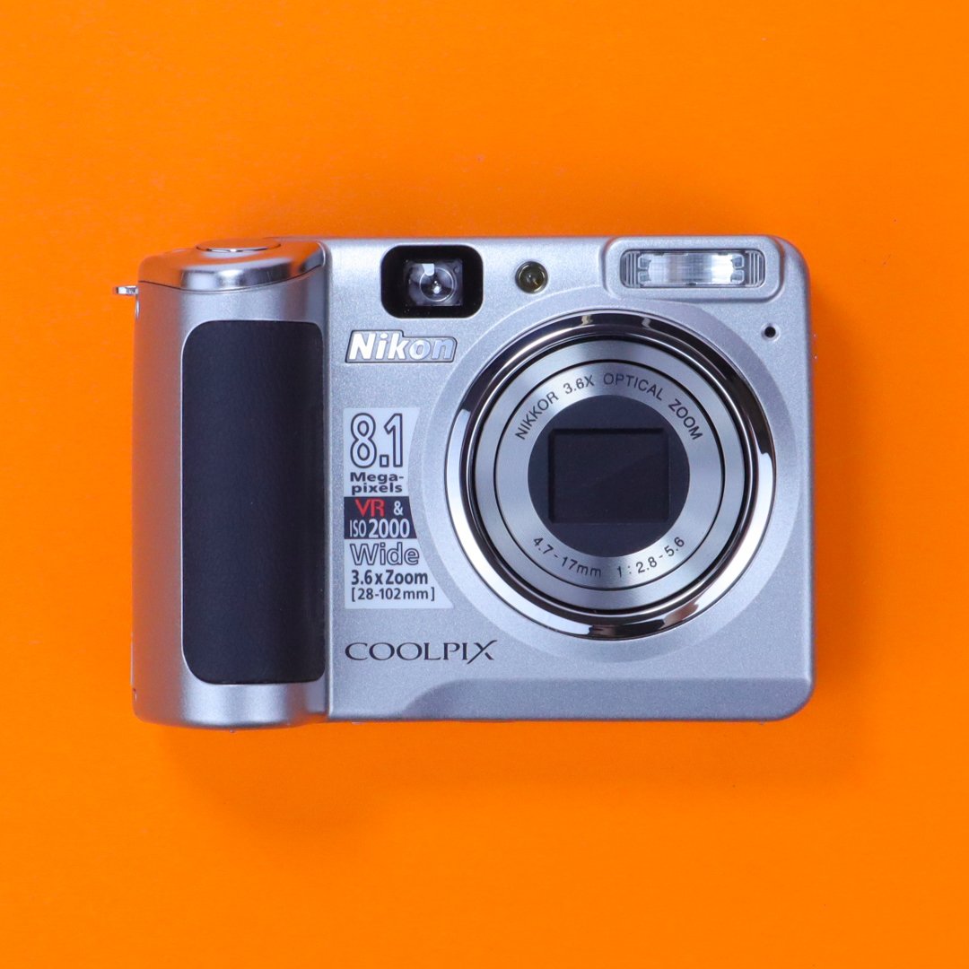 Nikon Coolpix P50 дополнителна слика
