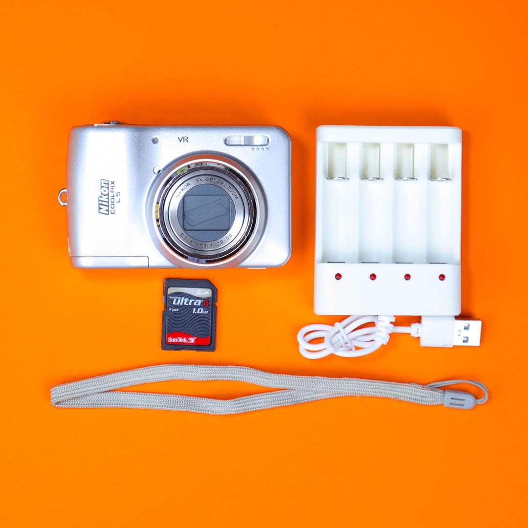 Nikon Coolpix L5