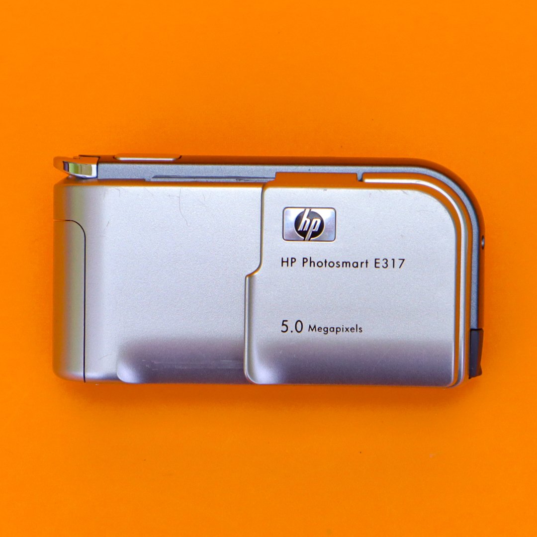 HP Photosmart E317 дополнителна слика