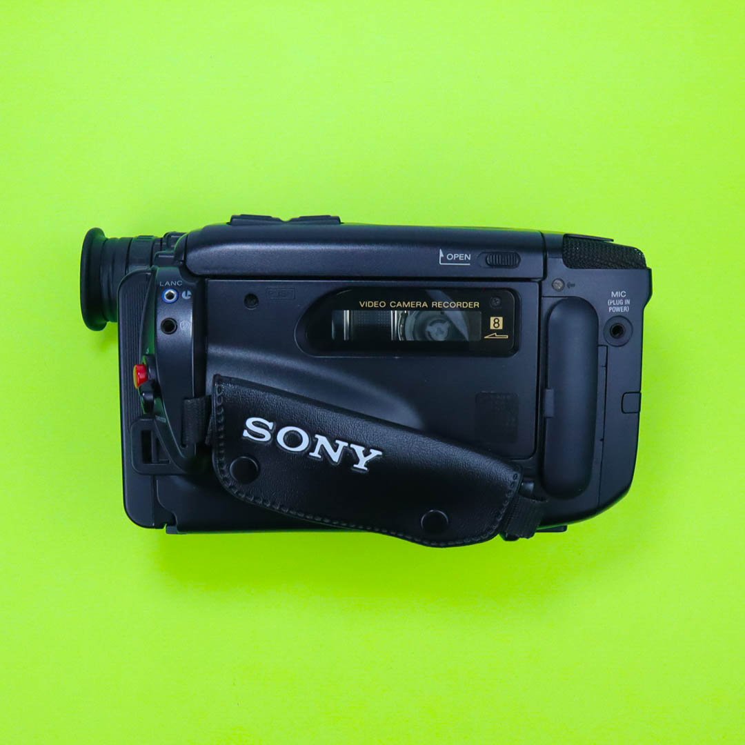 Sony CCD-TR380E дополнителна слика