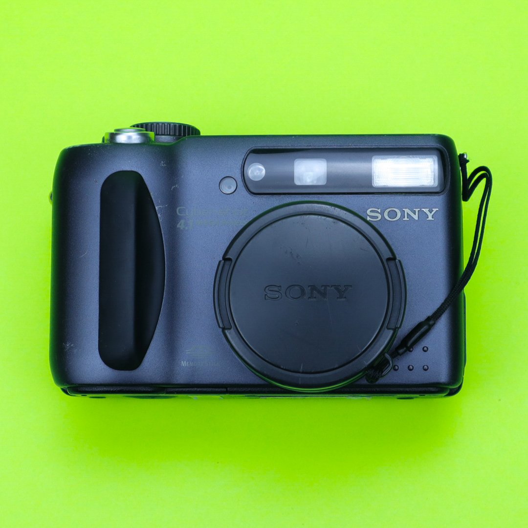 Sony Cyber-shot DSC-S85