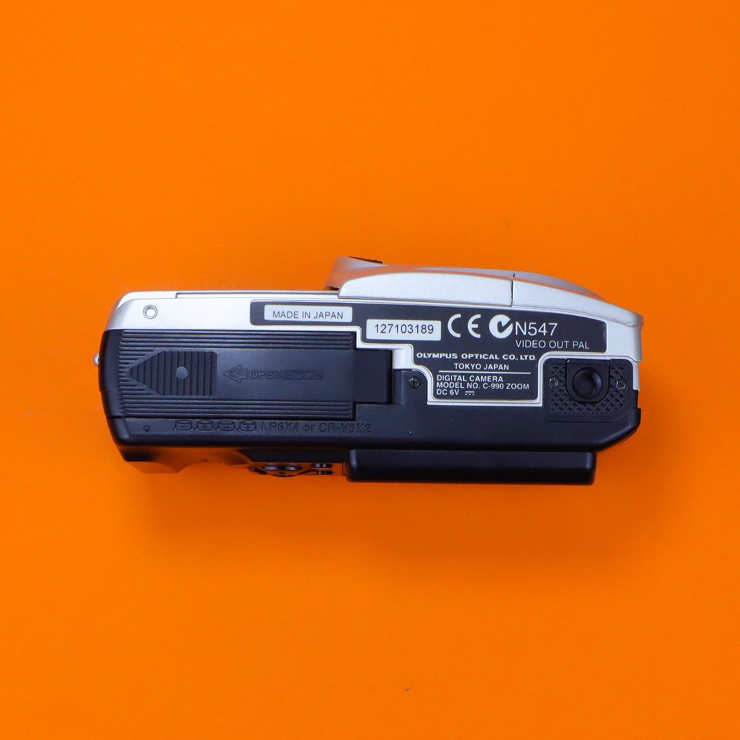 Olympus Camedia C-990