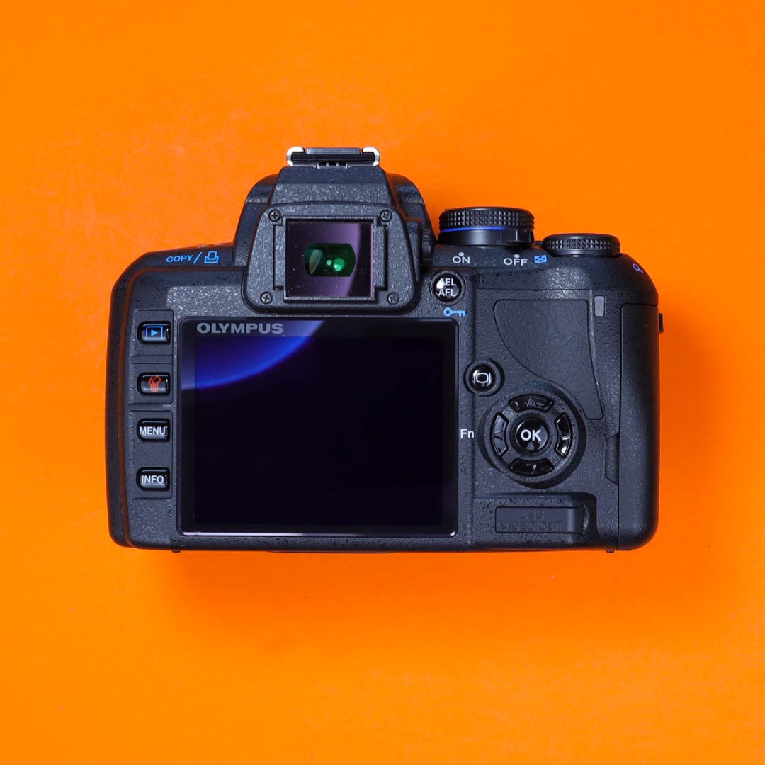 Olympus E-420