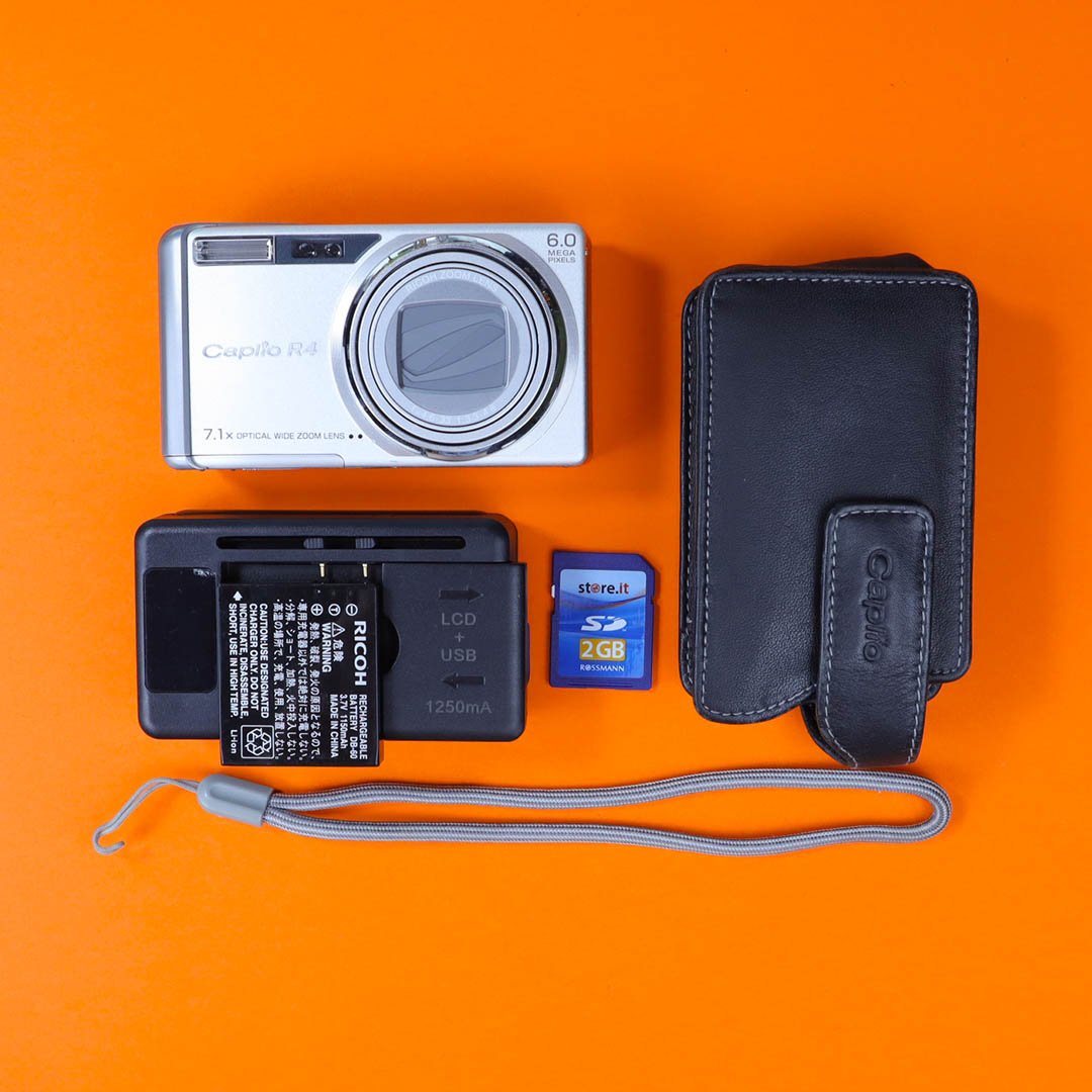 Ricoh Caplio R4
