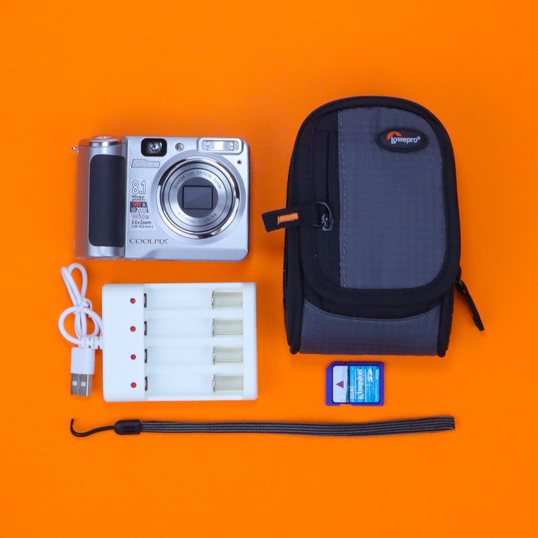 Nikon Coolpix P50